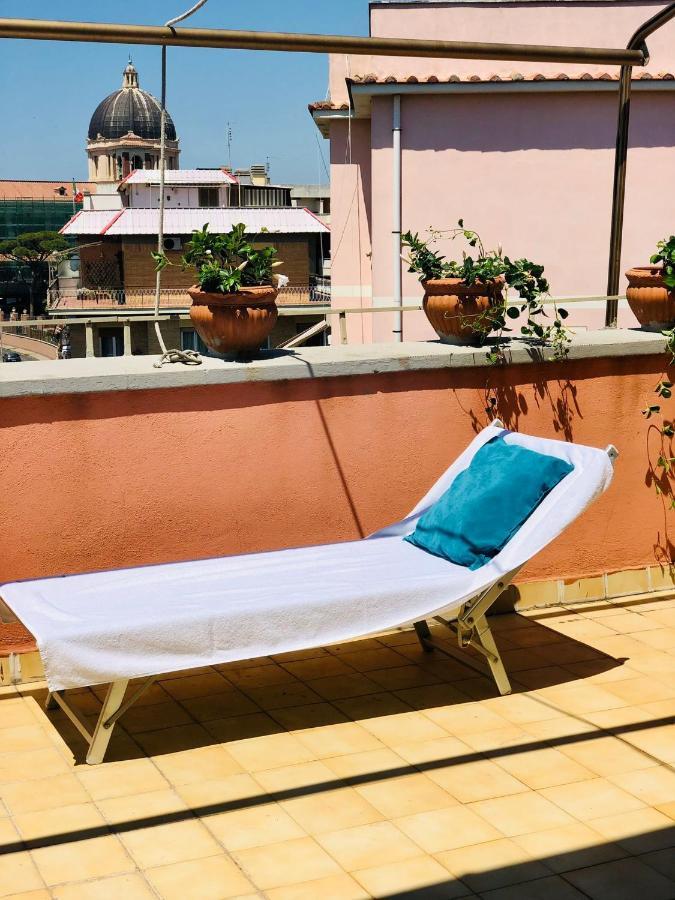 Penthouse Sea View Apartment Lido di Ostia Exterior foto