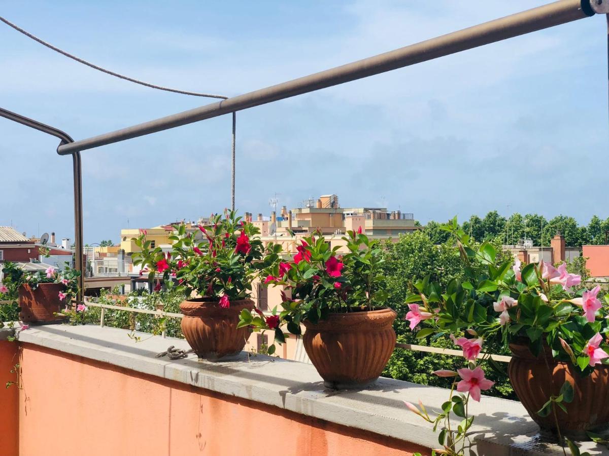 Penthouse Sea View Apartment Lido di Ostia Exterior foto