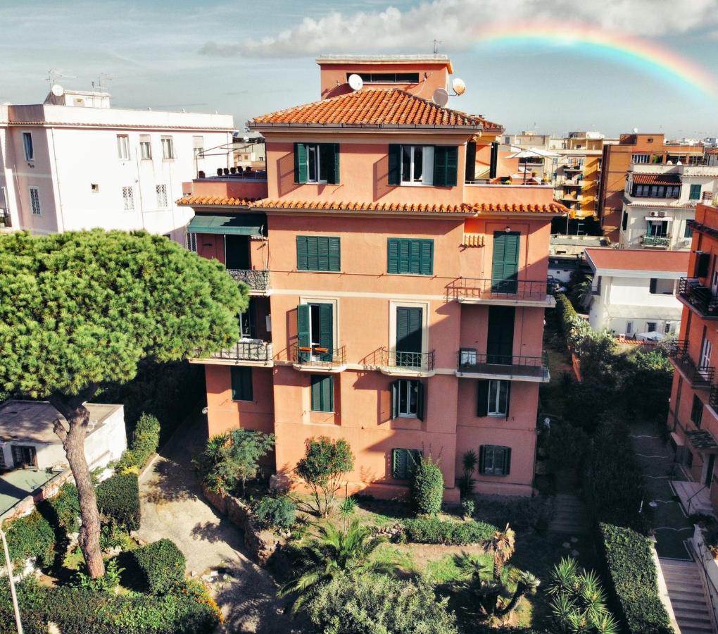 Penthouse Sea View Apartment Lido di Ostia Exterior foto